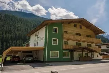 Majatalo Gästehaus Erler