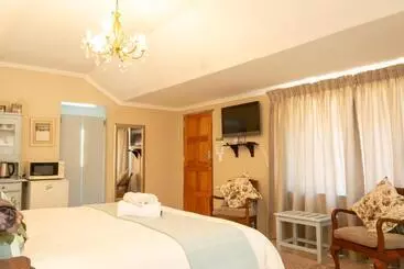 Bed & Breakfast Mistique Waters Guesthouse