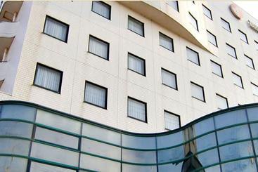 Hotel Tahara City