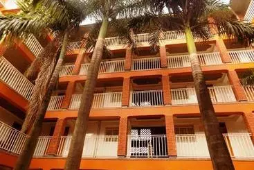 Palm Springs Hotel Masaka