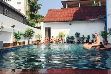 Otel Vang Vieng Centralpark
