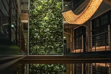 هتل Montownia Lofts & Experience