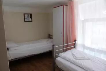 Center Hostel And Guest House