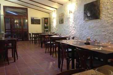 Hotel U Cerneho Orla