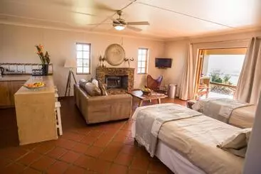 کلبه Kwetu Guest Farm