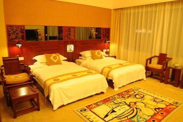 Отель Lijiang Dian Jun Wang