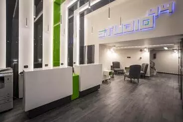 Hotel Studio 44
