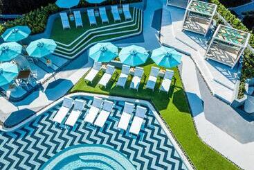 The Sis Kata Resort Adult Only