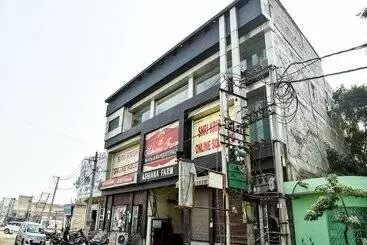 Hotel Ashiana Farm