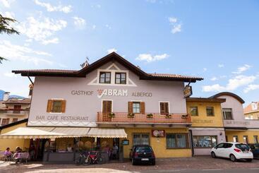 Hotel Gasthaus Abram