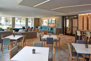 בית מלון כפרי Element Seattle Redmond