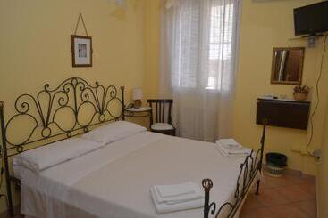 Ansise B&b