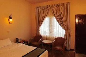 Kyauk Phyu Palace Resort