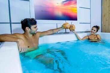 Luks Lofts Hotel & Residences