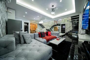 Luks Lofts Hotel & Residences