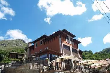 Hotel La Casona De Llerices