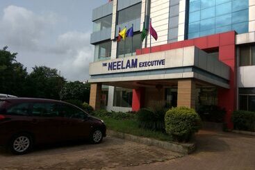 Otel Neelam Executive