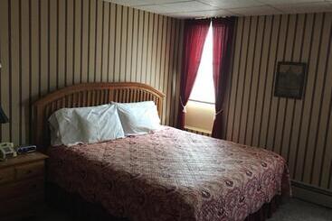 Отель The Winter Inn