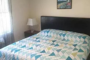 モーテル Misquamicut Beach Front Inn