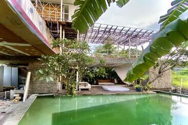 The Hide Hostel At Canggu