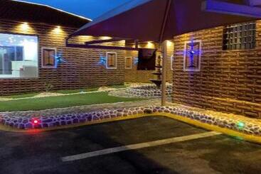 호텔 تحفة الشقيق لشقق المخدومة