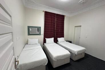 هتل الاوائل