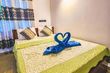 Hotell Traget Safari Home Stay