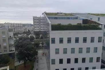 Auberge Paris La Défense