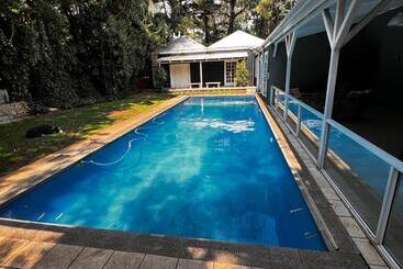 Pension (Hôtel basse catégorie) Mitchell Bank Hideaway