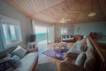 تختخواب و صبحانه Cliffside Trails