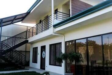 Hotel Volcan Hule Lodging