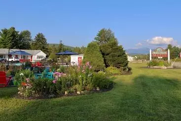 Profile Deluxe Motel