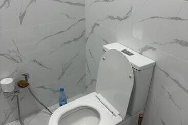 تختخواب و صبحانه Asylai Host