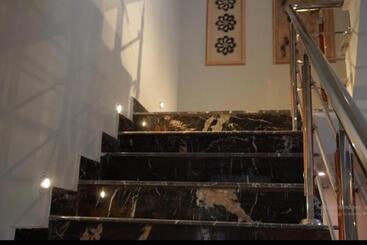 هتل Top Guest House