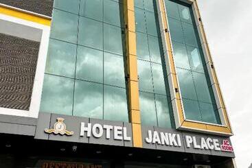 Janki Palace Hotel & Restaurant