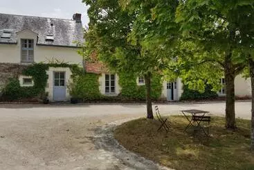 تختخواب و صبحانه Ferme De Caractère Grande Piscine Pleine Nature Près Des Châteaux