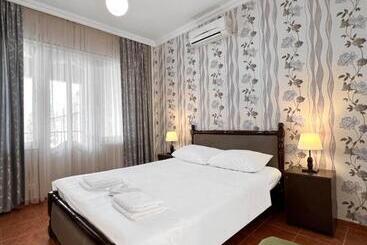 هتل отели Airport Zvartnots