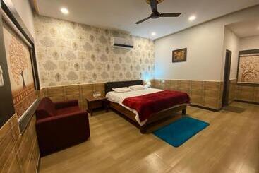 Hotel Blue Orchid Resort Bhubneshwar