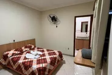 هتل Pousada E Alojamento Santos Dumont