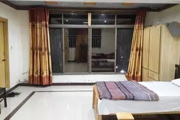 Al Noor Hotel And Restaurant
