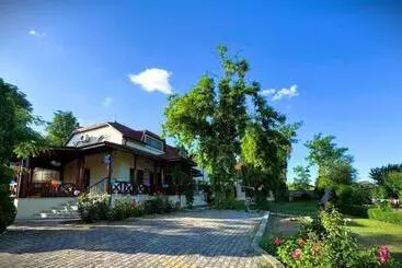Vandrarhem Oaki Lake