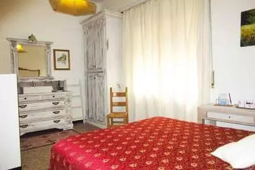 Aamiaismajoitus (B&B) Iaya