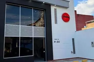 هتل Dreams Hostel