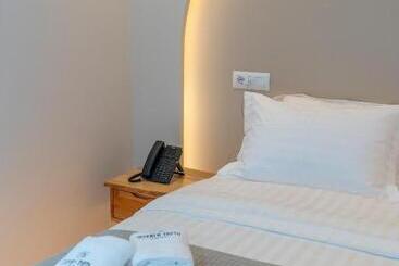 酒店 Jezerca Theth