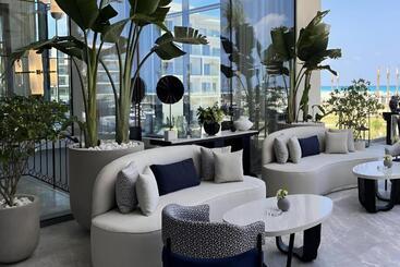 Studio Apartment At Address Beach Resort Marassi