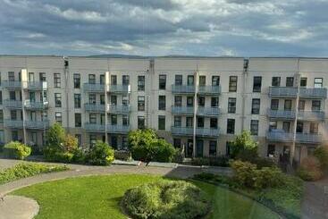 تختخواب و صبحانه Dublin Private Room