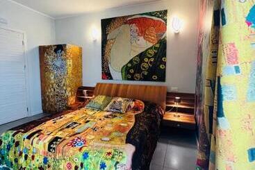 B&b Rifugio Degli Artisti Themed Rooms