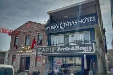 Hotel a Capsule Ay Işığı Teras