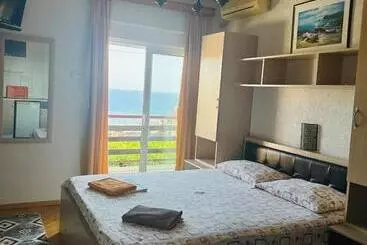 Majatalo Hana & Uma Apartments