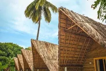 Resort Tamarind Tree Way Side Amenities